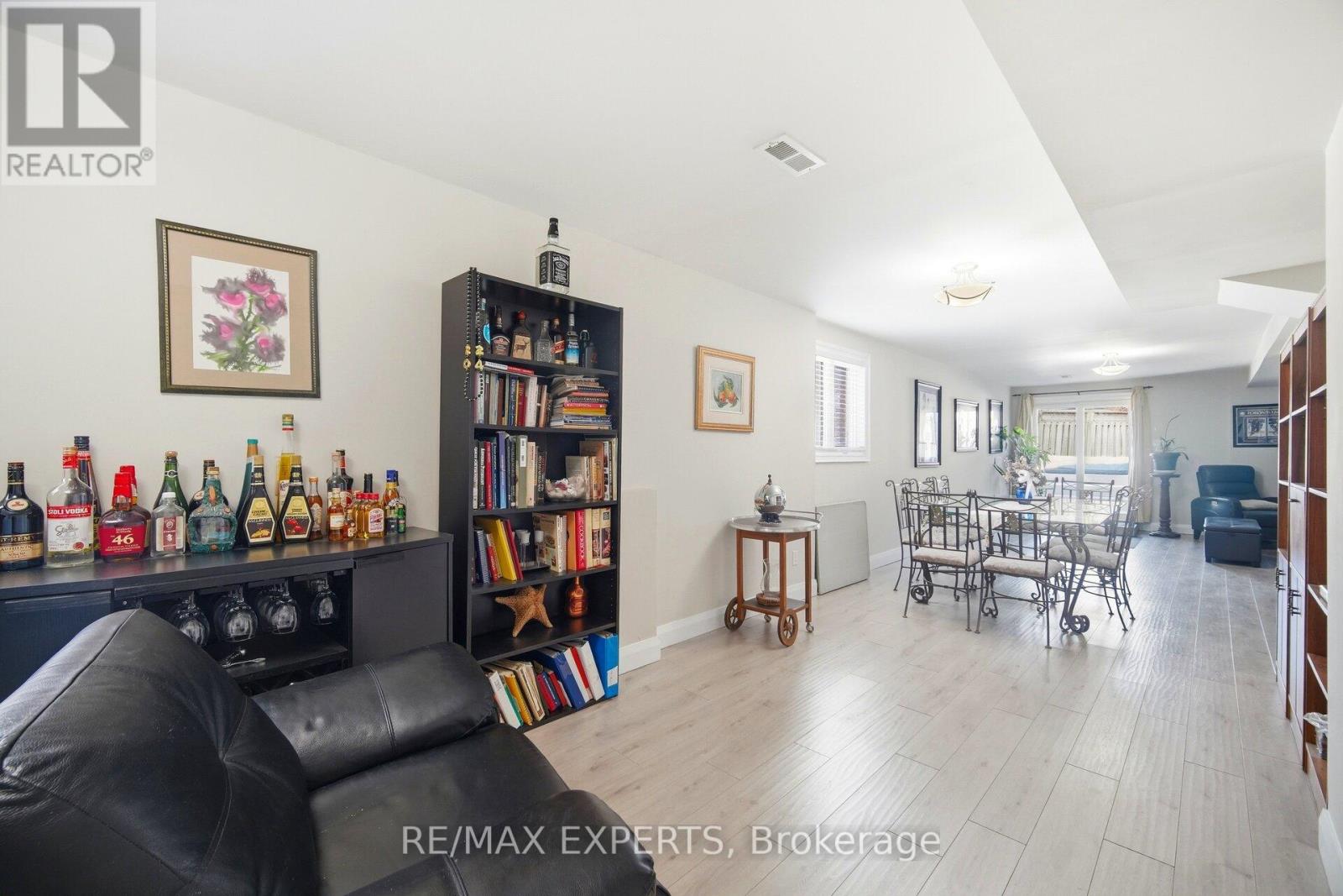 75 Corkwood Crescent, Vaughan, Ontario  L6A 3B4 - Photo 32 - N12839634