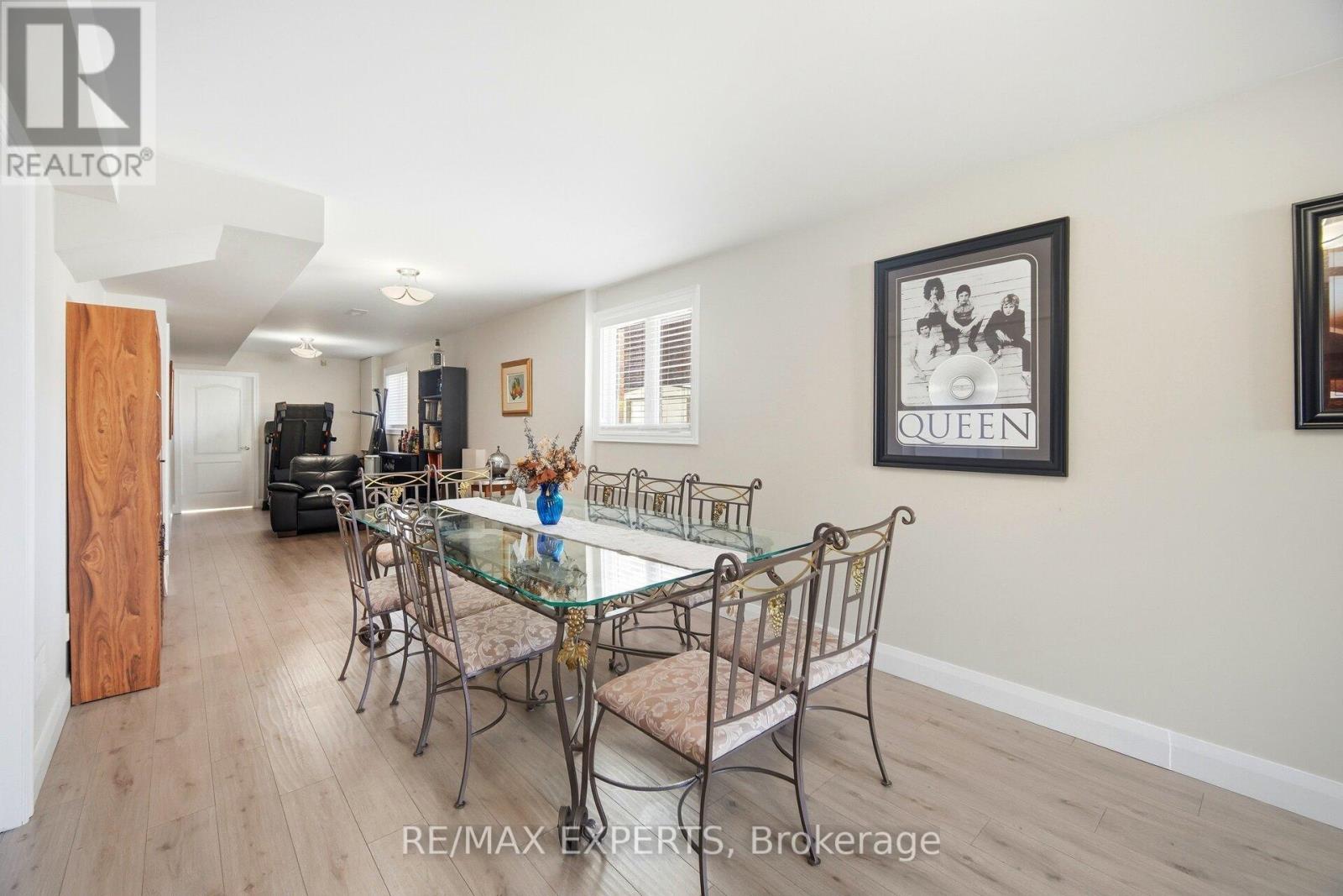 75 Corkwood Crescent, Vaughan, Ontario  L6A 3B4 - Photo 37 - N12839634