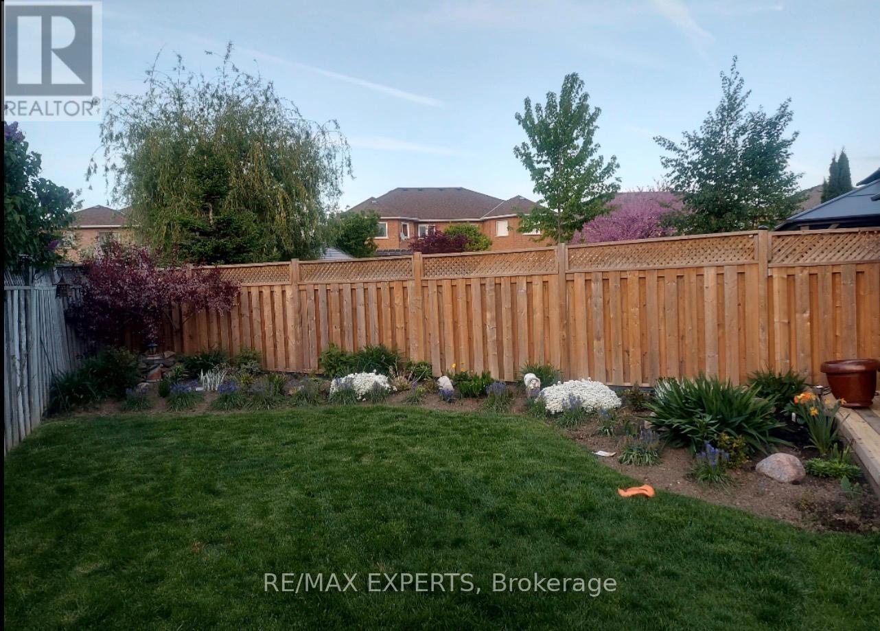 75 Corkwood Crescent, Vaughan, Ontario  L6A 3B4 - Photo 46 - N12839634