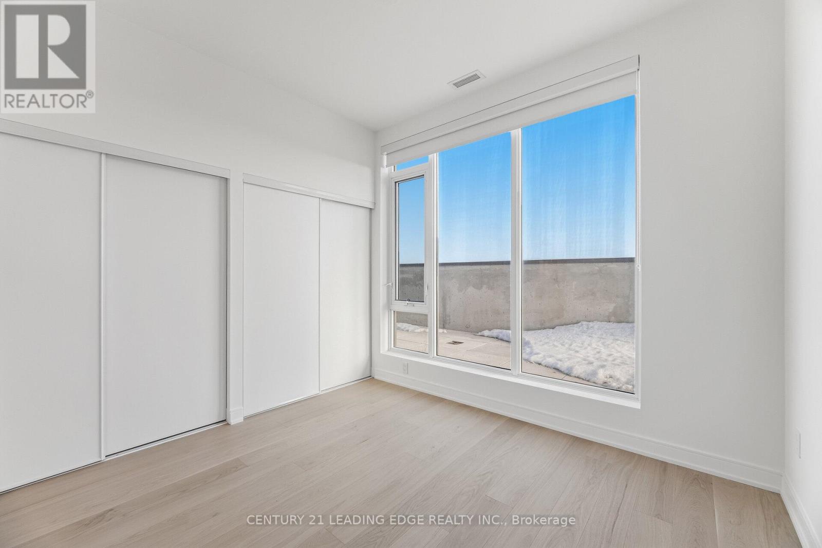 1505 - 705 Davis Drive, Newmarket, Ontario  L3Y 0J1 - Photo 14 - N12839654