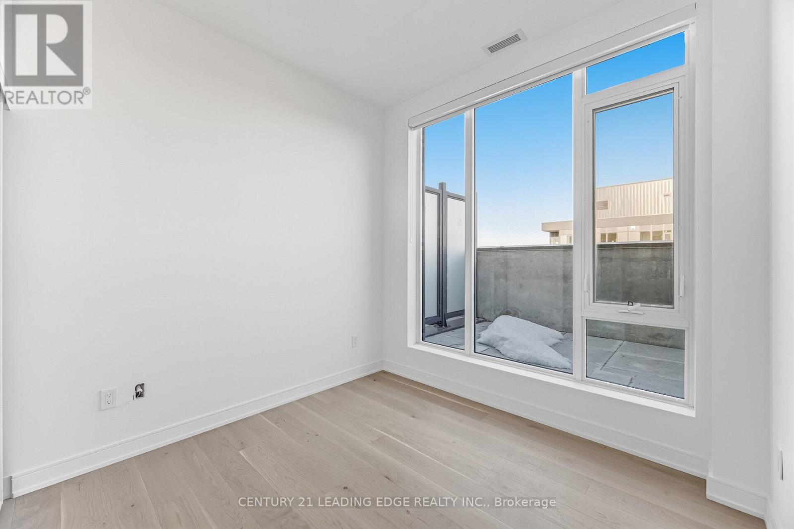 1505 - 705 Davis Drive, Newmarket, Ontario  L3Y 0J1 - Photo 17 - N12839654