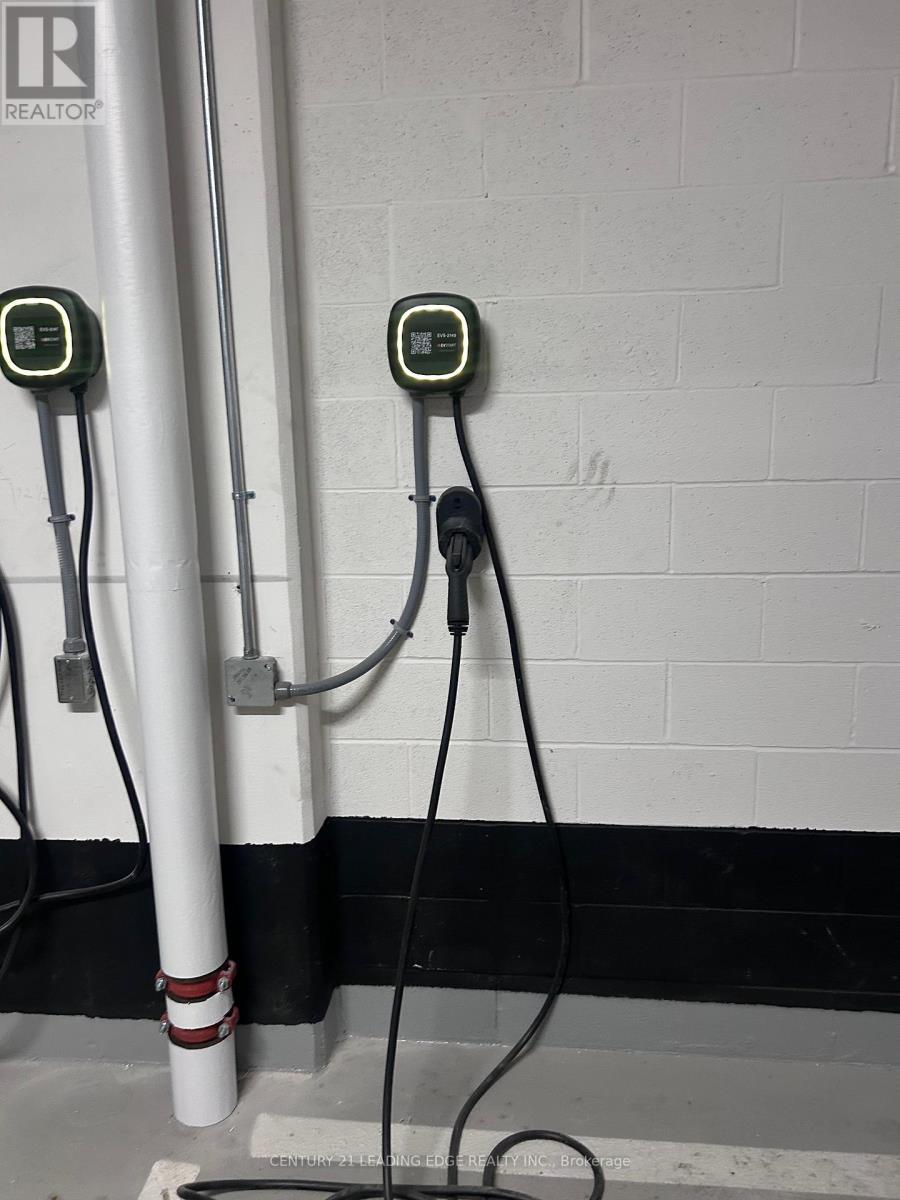 1505 - 705 Davis Drive, Newmarket, Ontario  L3Y 0J1 - Photo 27 - N12839654