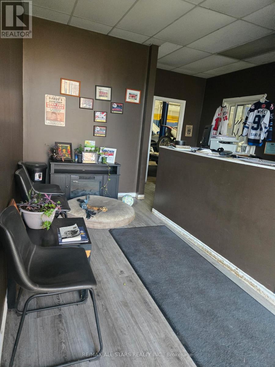 7b - 24707 Woodbine Avenue, Georgina, Ontario  L4P 3E9 - Photo 3 - N12839658