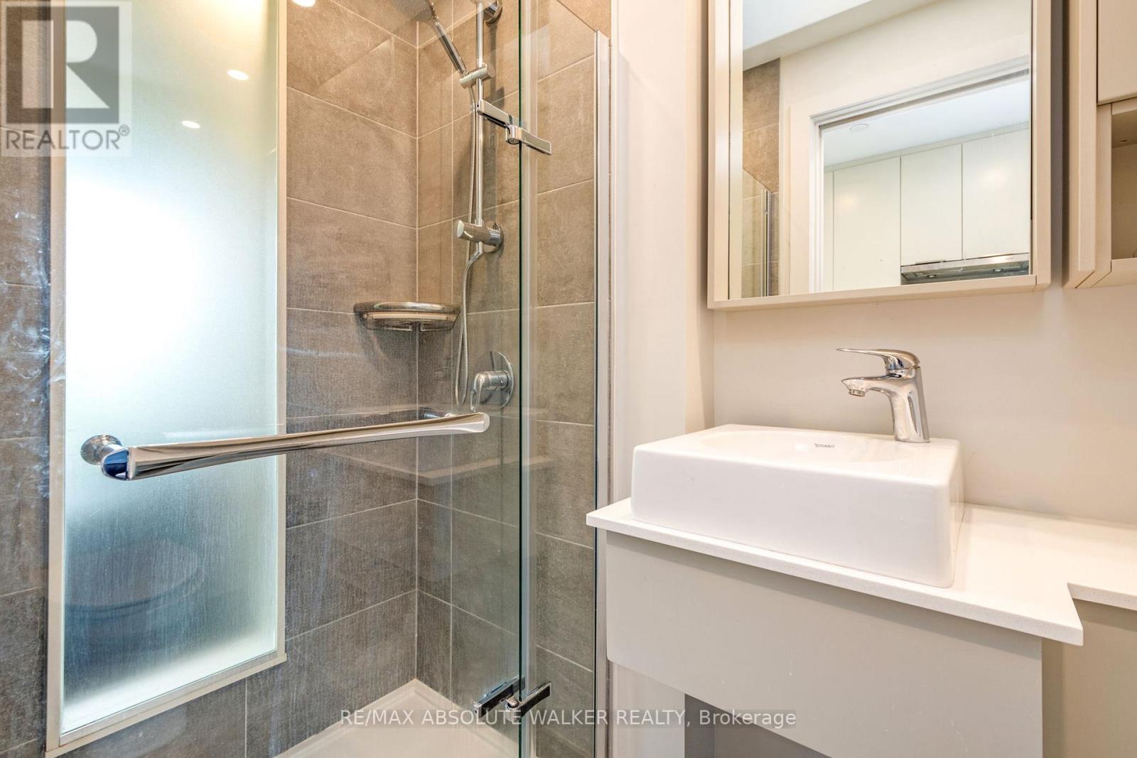 Unit 202 - 11 Des Oblats Avenue, Ottawa, Ontario  K1S 5V8 - Photo 13 - X12675208