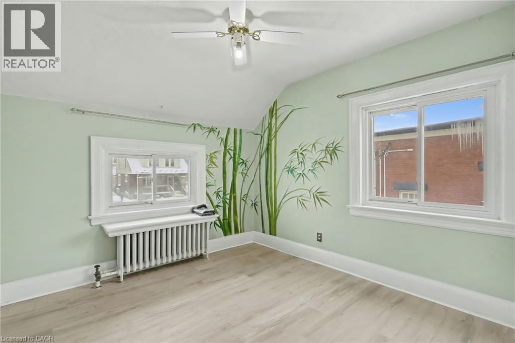 218 Weber Street E, Kitchener, Ontario  N2H 1E8 - Photo 26 - 40809192