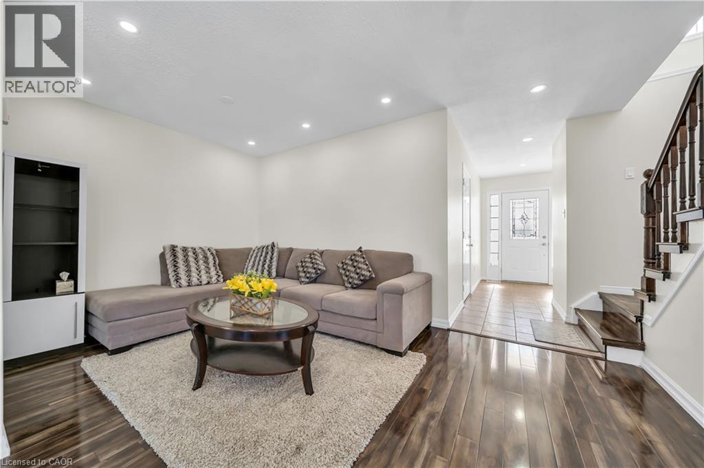 25 Breesegarden Lane, Guelph, Ontario N1E 7H1 - Photo 5 - 40809105