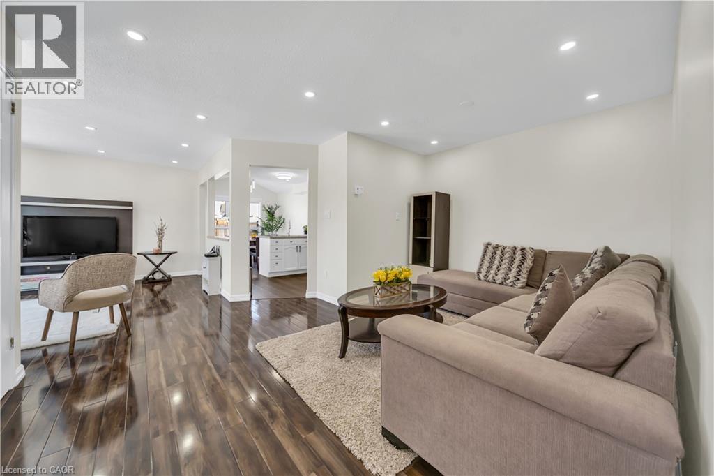 25 Breesegarden Lane, Guelph, Ontario N1E 7H1 - Photo 7 - 40809105