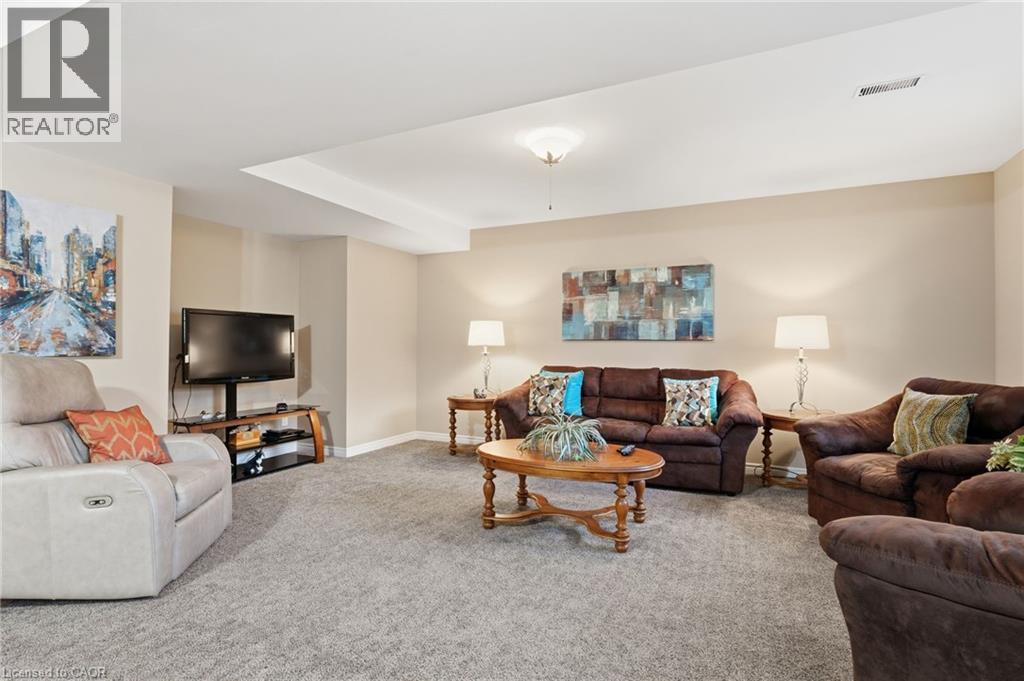 5 Briarwood Drive, St. Catharines, Ontario  L2S 4A7 - Photo 19 - 40808971