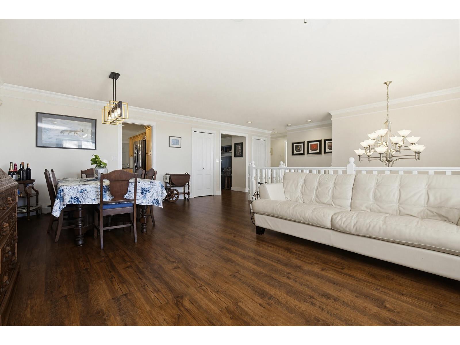 8052 Topper Drive, Mission, British Columbia  V2V 7A8 - Photo 5 - R3094928