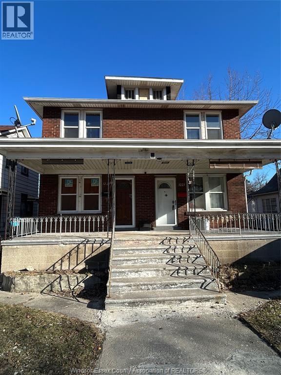 MLS# 26003896: 3221 baby street, Windsor, Canada