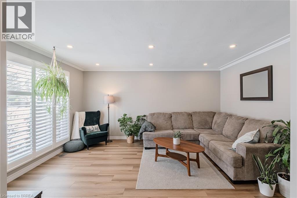 18 Linden Avenue, Brantford, Ontario  N3S 7E2 - Photo 6 - 40807407