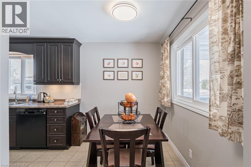 18 Linden Avenue, Brantford, Ontario  N3S 7E2 - Photo 9 - 40807407