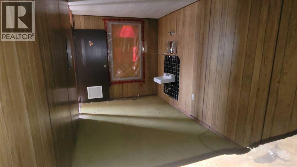 4918 50 Avenue, Castor, Alberta  T0C 0X0 - Photo 37 - A2249801