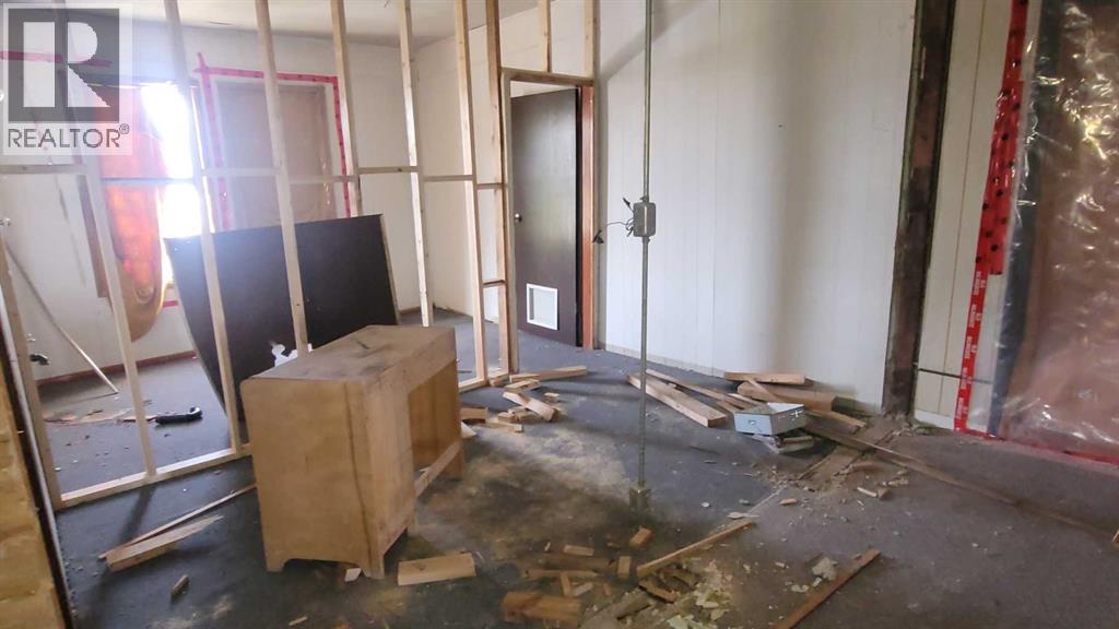 4918 50 Avenue, Castor, Alberta  T0C 0X0 - Photo 38 - A2249801