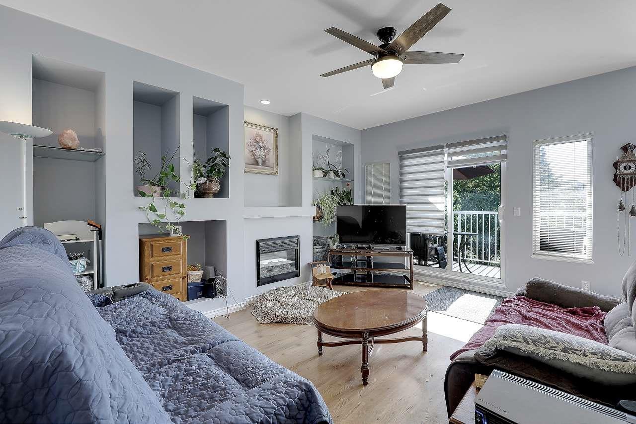 20526 66a Avenue, Langley, British Columbia  V2Y 2X8 - Photo 2 - R3046083