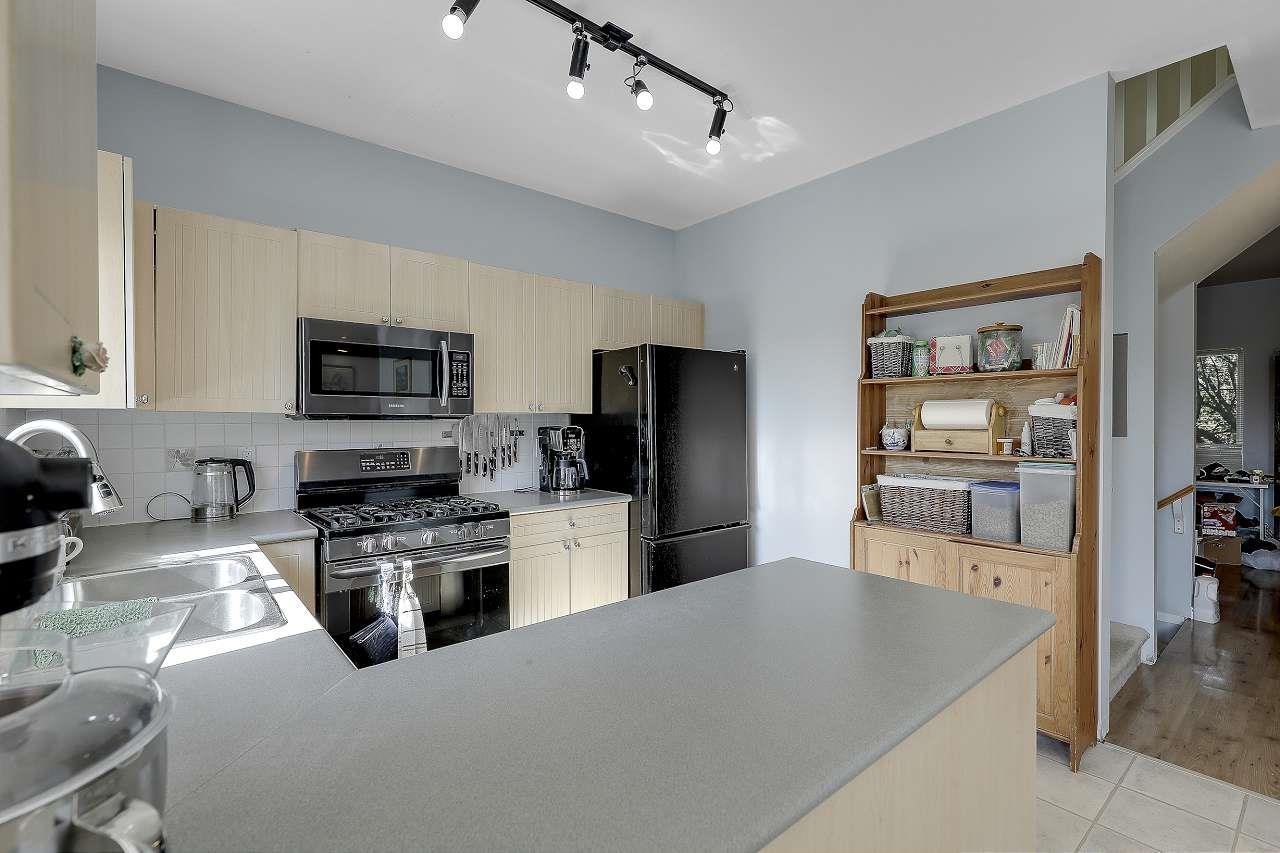 20526 66a Avenue, Langley, British Columbia  V2Y 2X8 - Photo 7 - R3046083