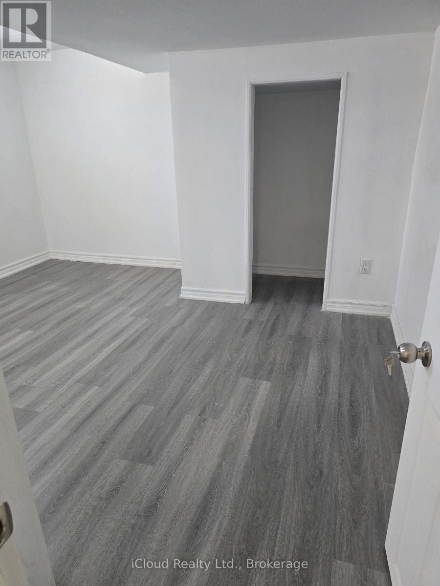 Bsmt - 8 York Street, Mississauga (Malton), Ontario  L4T 3M7 - Photo 8 - W12839570