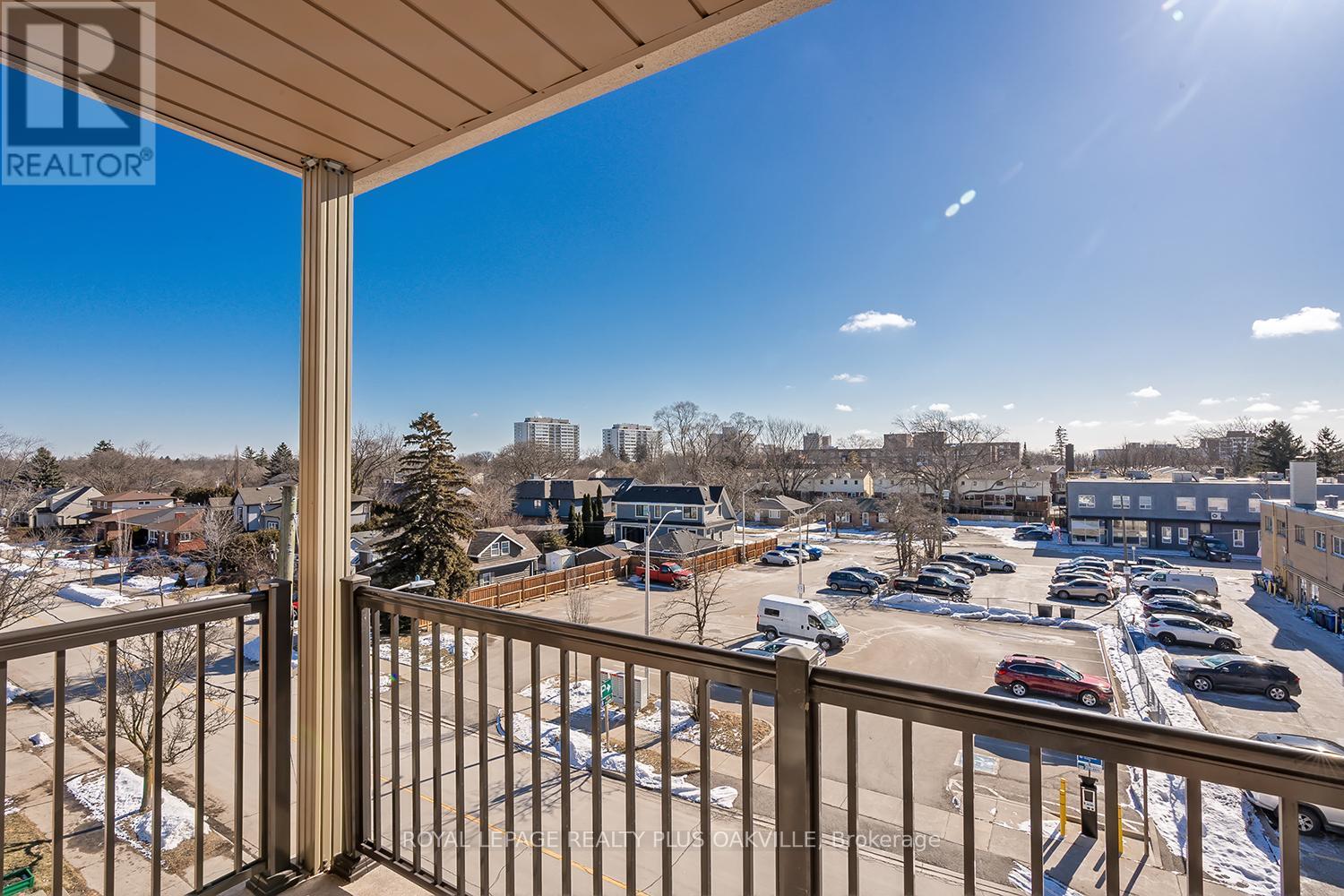 401 - 73 Washington Avenue, Oakville, Ontario  L6K 1W5 - Photo 9 - W12839578