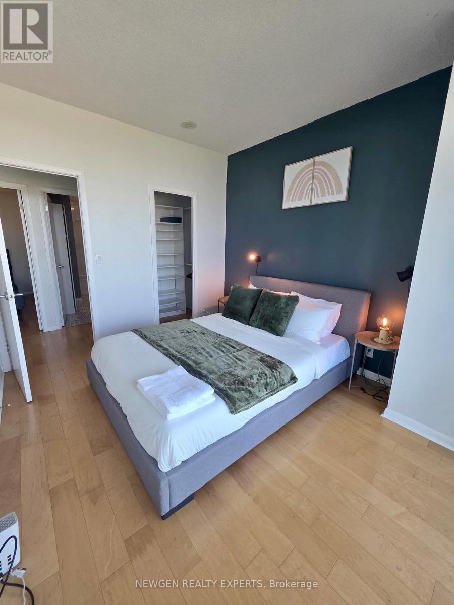 1906 - 185 Legion Road N, Toronto, Ontario  M8Y 0A1 - Photo 9 - W12839594