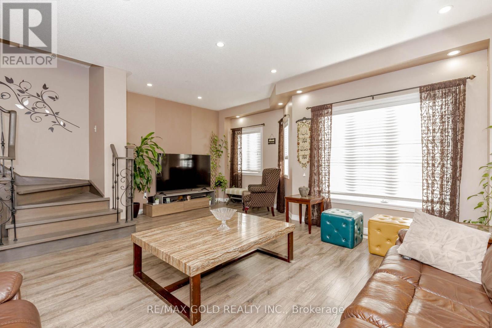 6 October Place, Brampton, Ontario  L6Y 0R6 - Photo 16 - W12839632