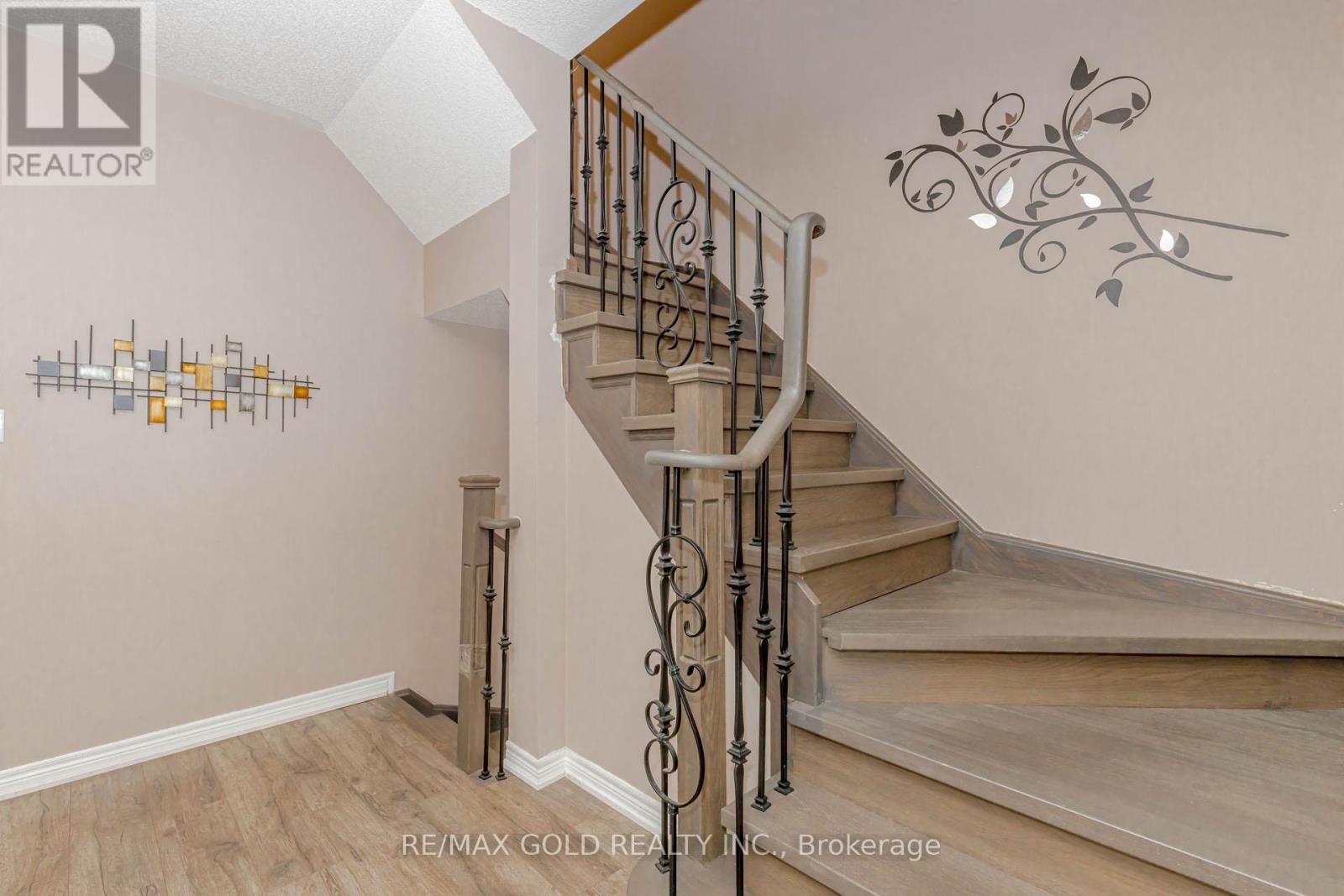 6 October Place, Brampton, Ontario  L6Y 0R6 - Photo 28 - W12839632