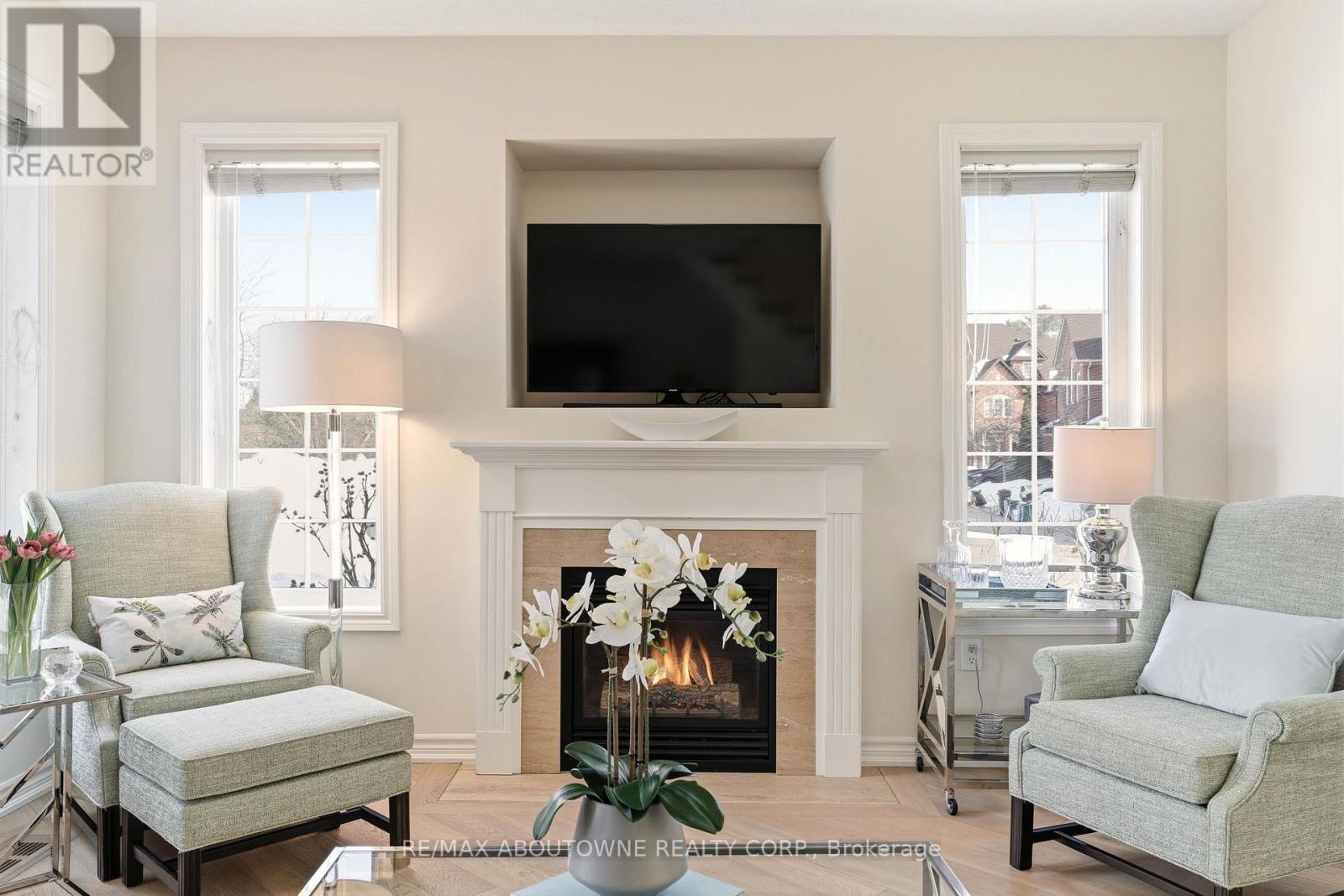 34 - 300 Ravineview Way, Oakville, Ontario  L6H 7J1 - Photo 12 - W12839656