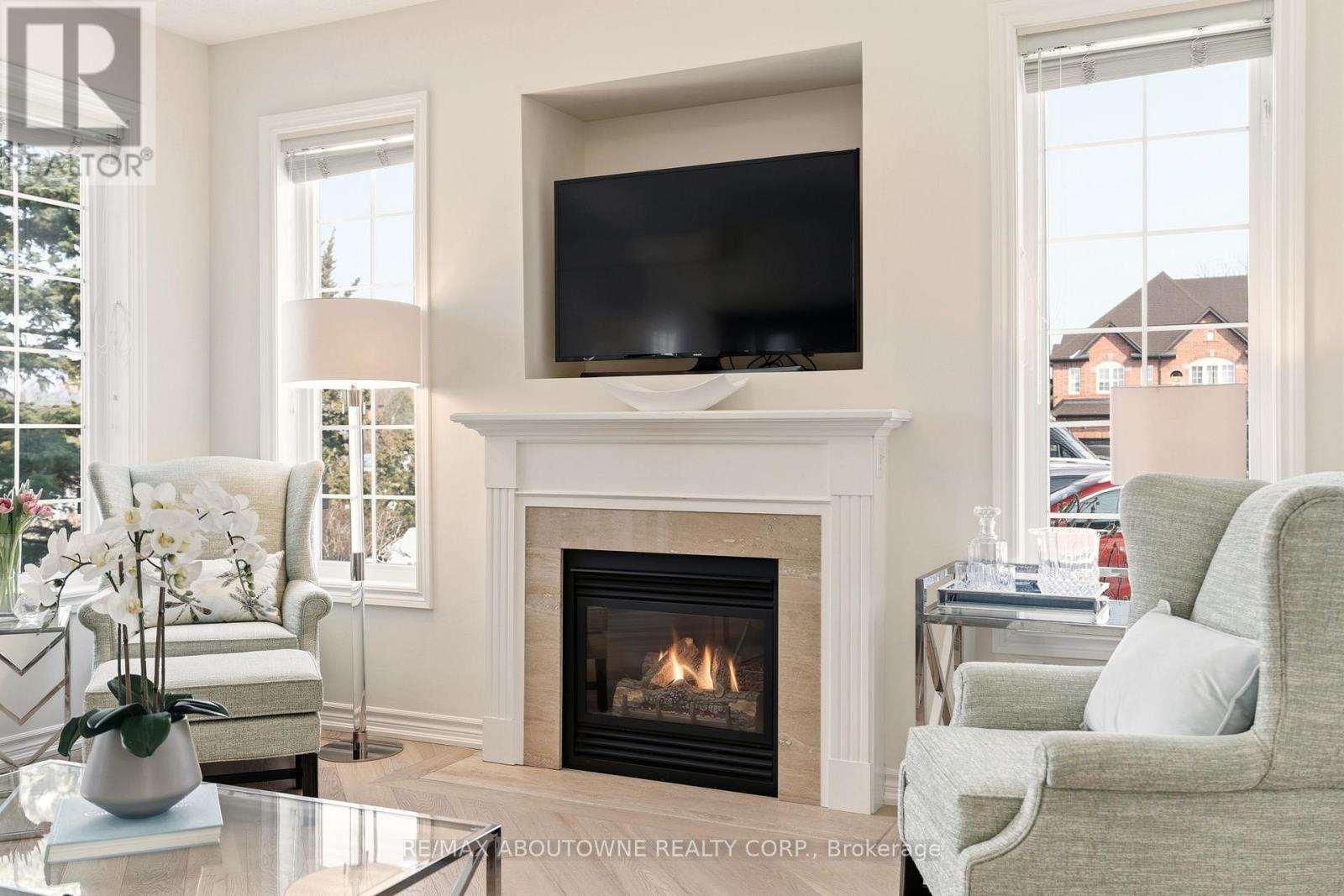 34 - 300 Ravineview Way, Oakville, Ontario  L6H 7J1 - Photo 13 - W12839656