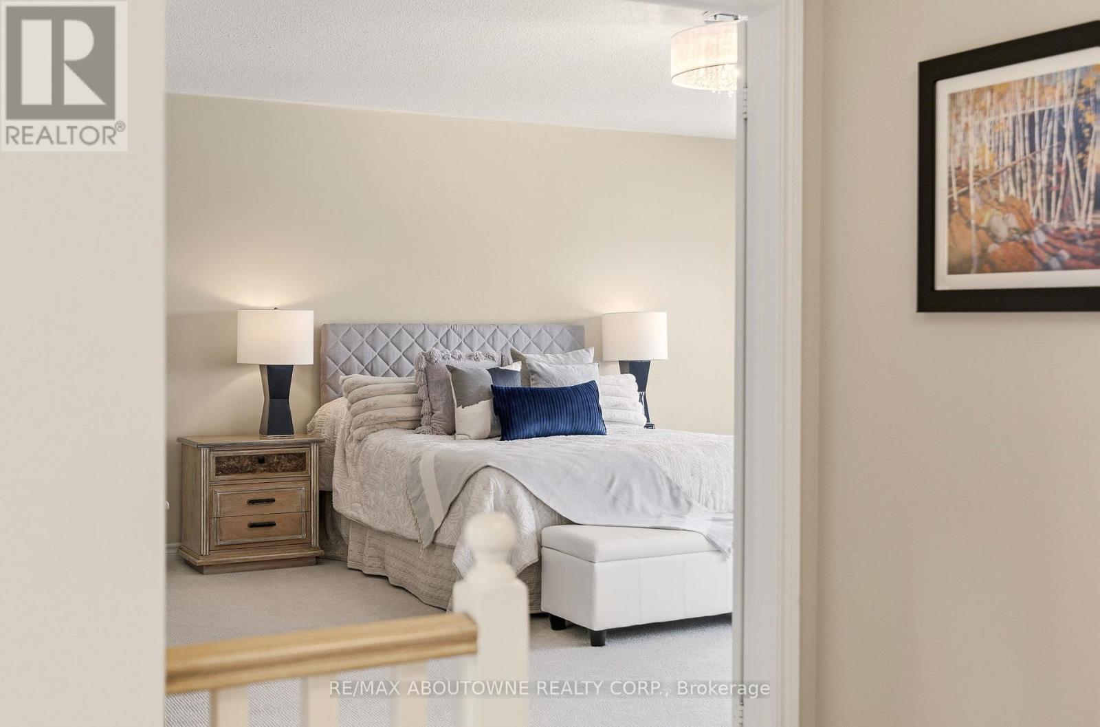 34 - 300 Ravineview Way, Oakville, Ontario  L6H 7J1 - Photo 26 - W12839656