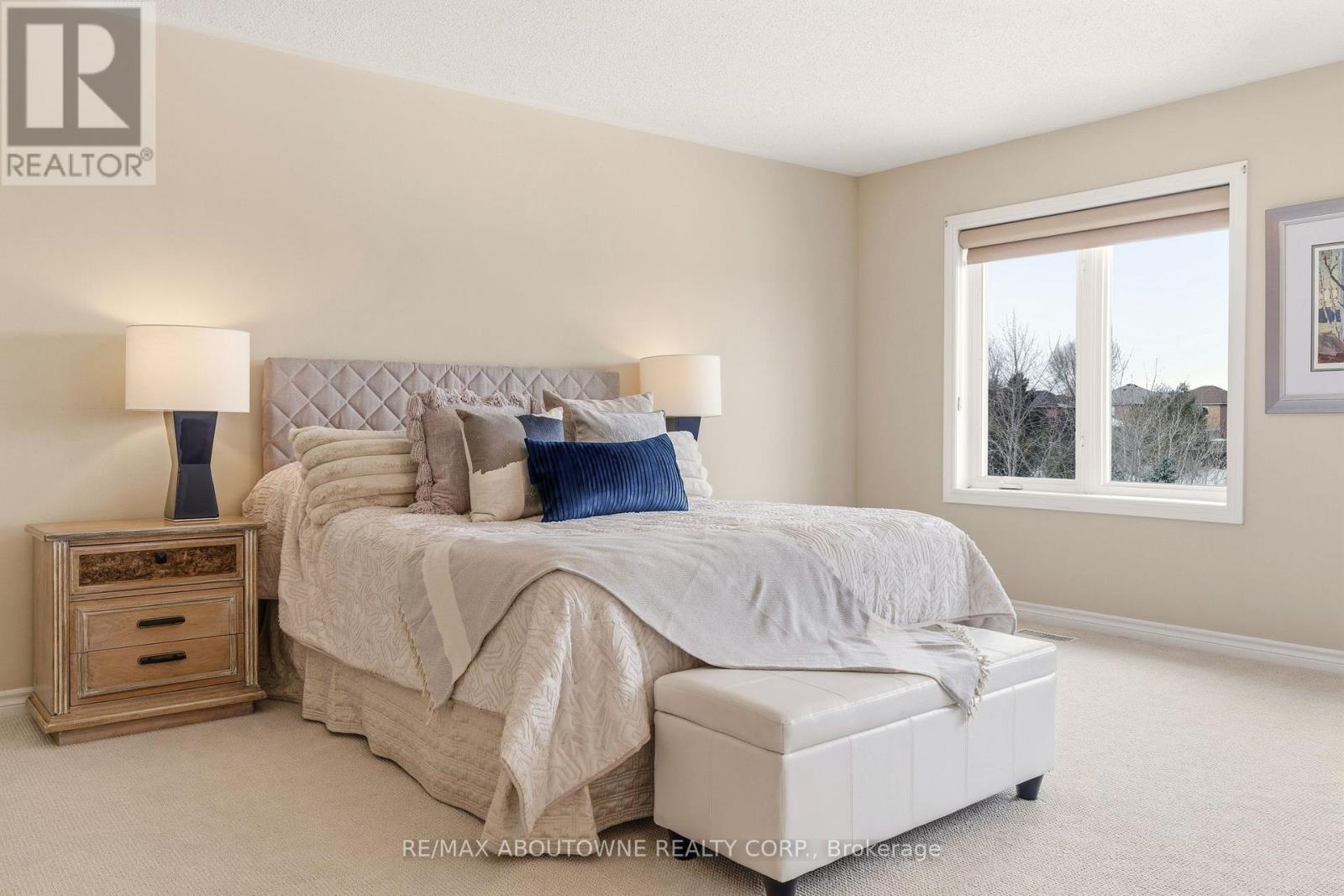 34 - 300 Ravineview Way, Oakville, Ontario  L6H 7J1 - Photo 27 - W12839656