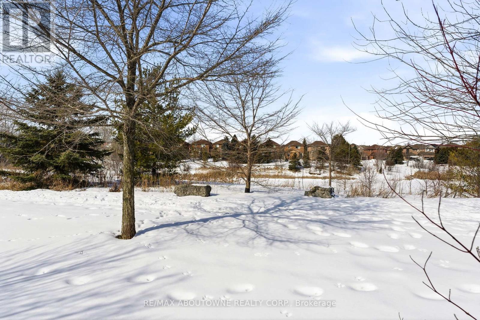 34 - 300 Ravineview Way, Oakville, Ontario  L6H 7J1 - Photo 43 - W12839656