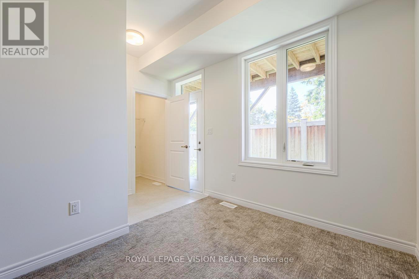 14 Folcroft Street, Brampton, Ontario  L6Y 0B6 - Photo 9 - W12839668