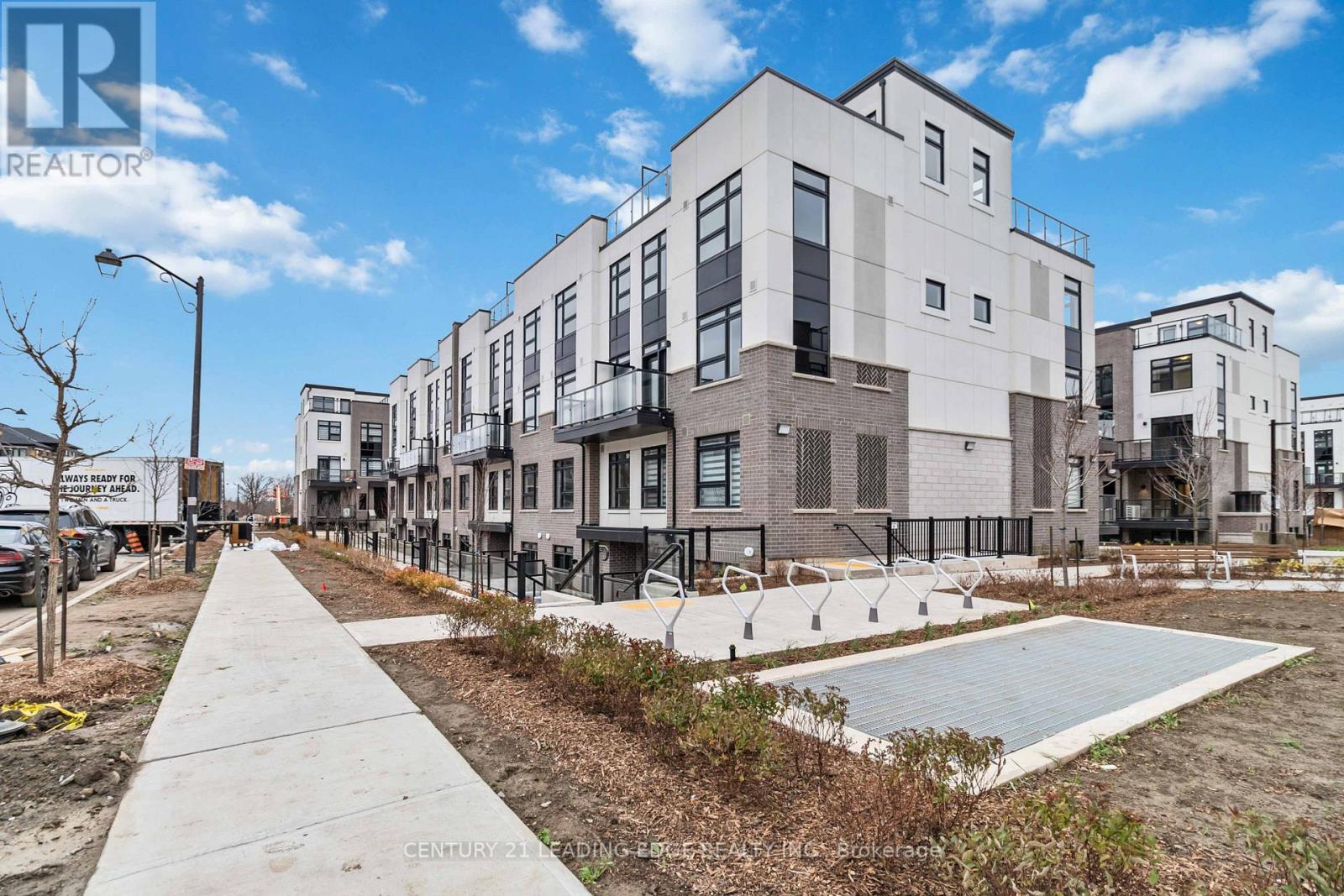 128 - 1569 ROSE WAY, Milton, Ontario