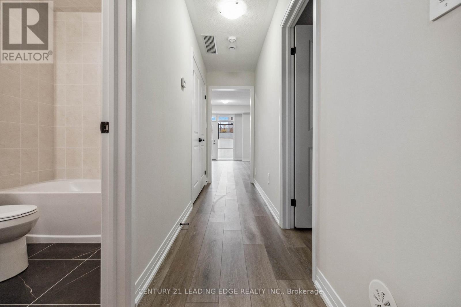 128 - 1569 Rose Way, Milton, Ontario  L9E 0J2 - Photo 28 - W12839676