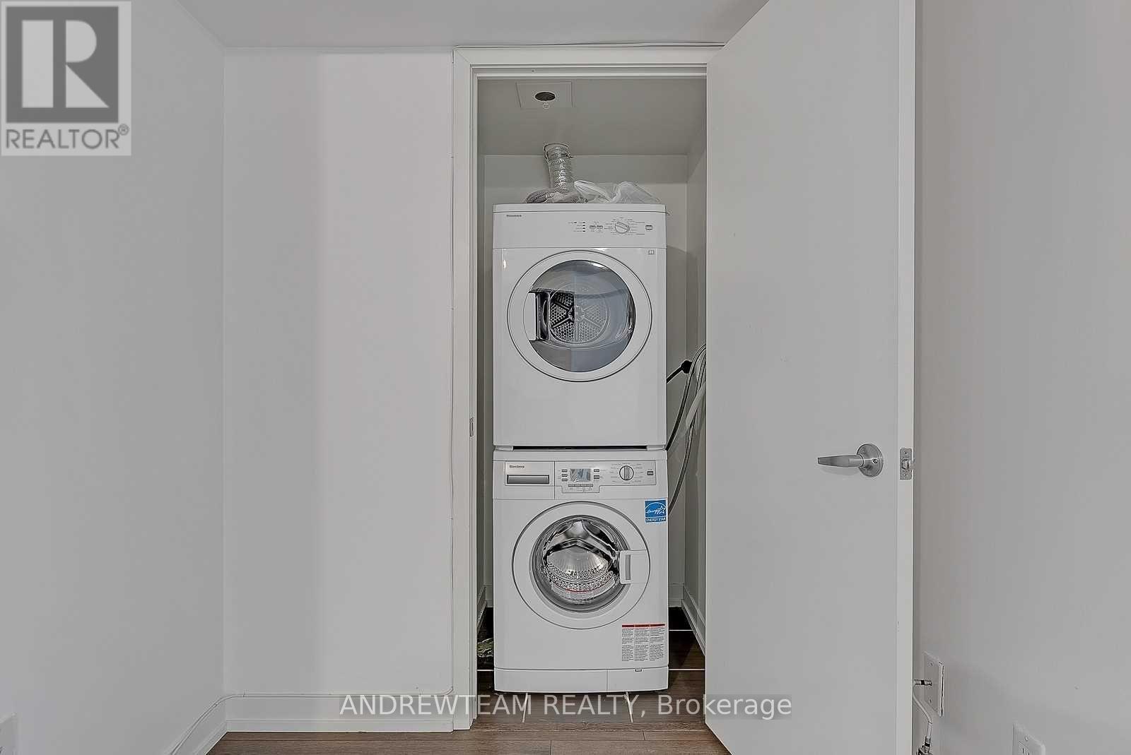 620 - 816 Lansdowne Avenue, Toronto, Ontario  M6H 4K6 - Photo 10 - W12839694