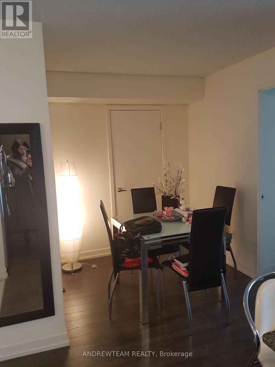 620 - 816 Lansdowne Avenue, Toronto, Ontario  M6H 4K6 - Photo 7 - W12839694