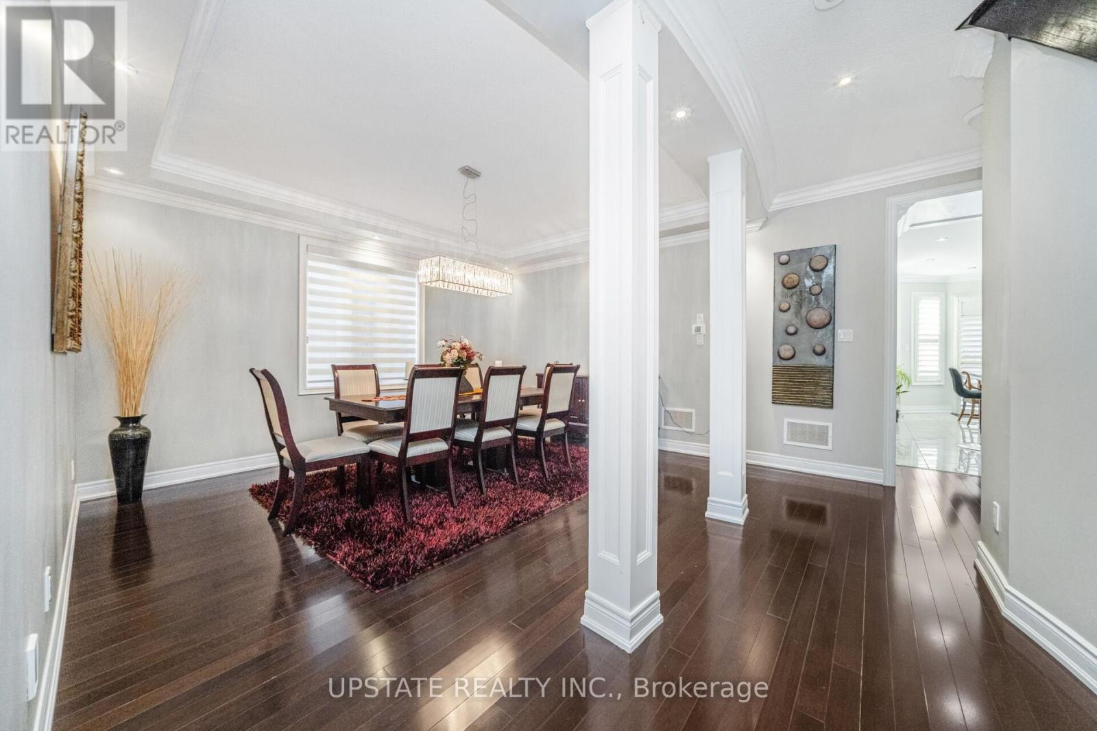 12 Haywood Drive, Brampton, Ontario  L6X 0W1 - Photo 5 - W12839698