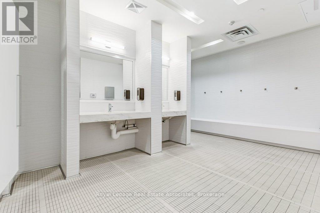 209 - 15 Zorra Street, Toronto, Ontario  M8Z 4Z6 - Photo 31 - W12839700