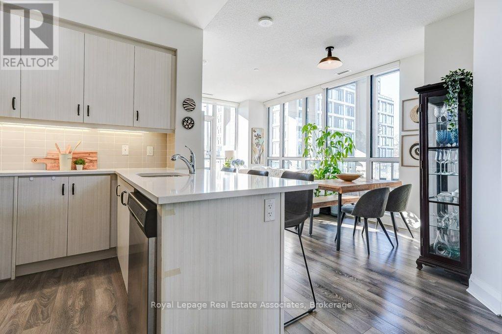 209 - 15 Zorra Street, Toronto, Ontario  M8Z 4Z6 - Photo 7 - W12839700