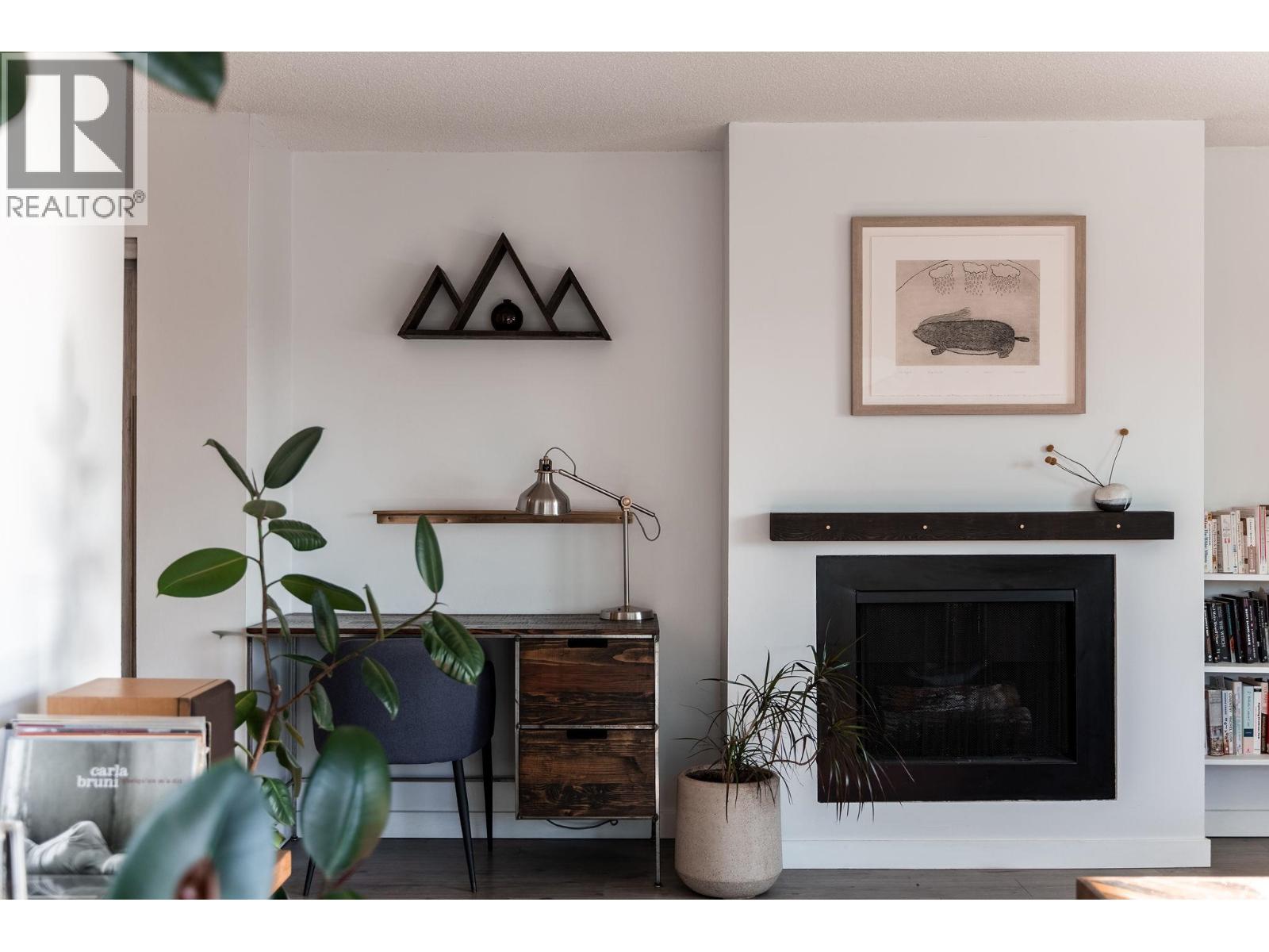 201 1429 William Street, Vancouver, British Columbia  V5L 4W8 - Photo 4 - R3094868