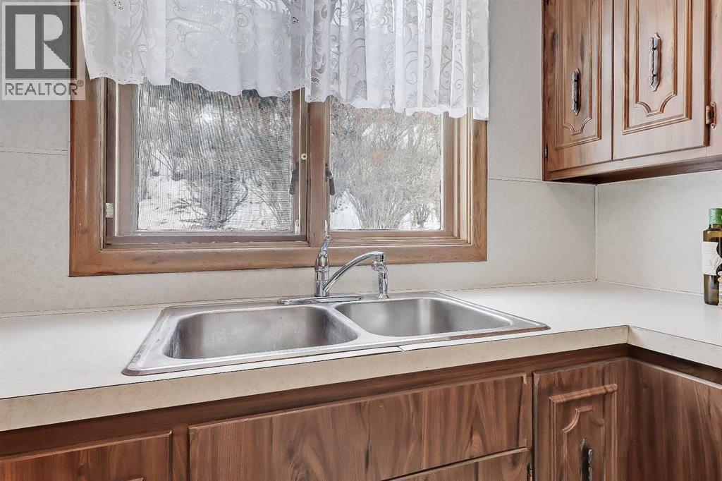 13 Hawthorne Crescent Nw, Calgary, Alberta  T2N 3V4 - Photo 23 - A2289174