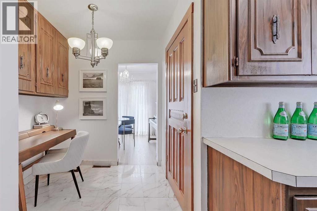 13 Hawthorne Crescent Nw, Calgary, Alberta  T2N 3V4 - Photo 24 - A2289174