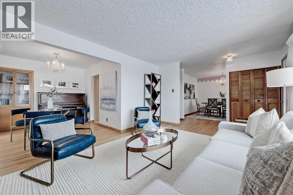 13 Hawthorne Crescent Nw, Calgary, Alberta  T2N 3V4 - Photo 17 - A2289174