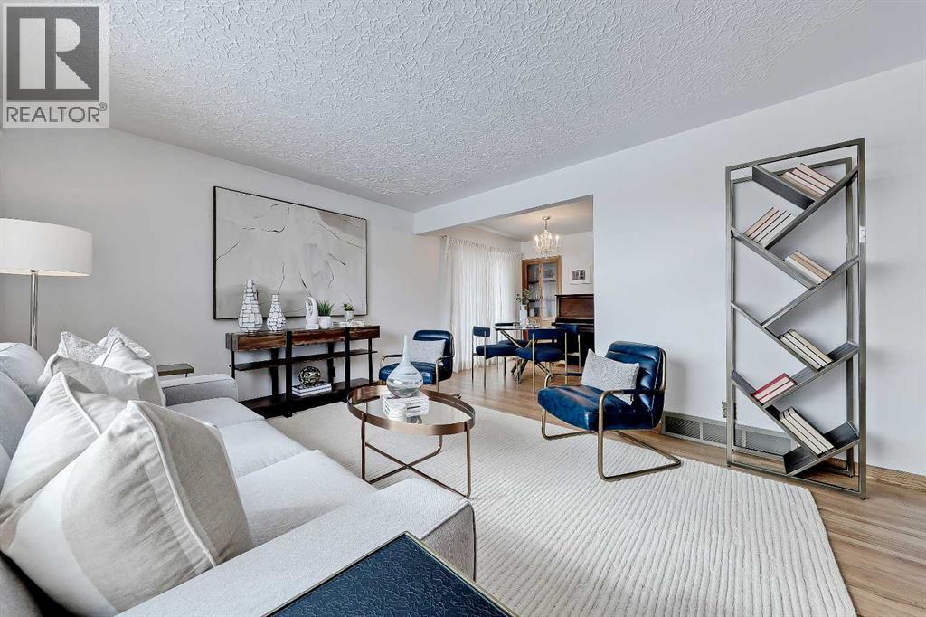 13 Hawthorne Crescent Nw, Calgary, Alberta  T2N 3V4 - Photo 10 - A2289174