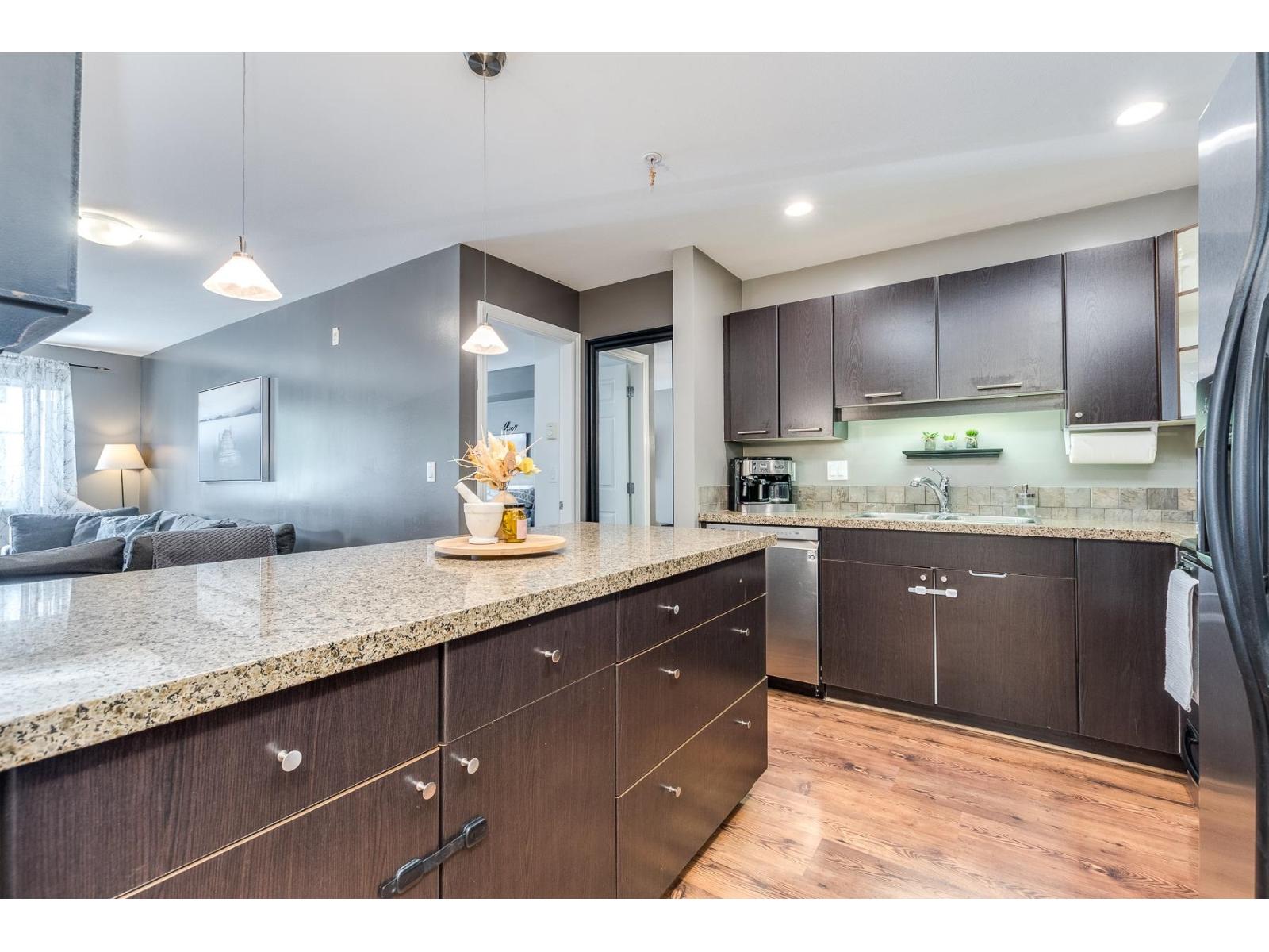 114 5438 198 Street, Langley, British Columbia  V3A 1G2 - Photo 7 - R3095319