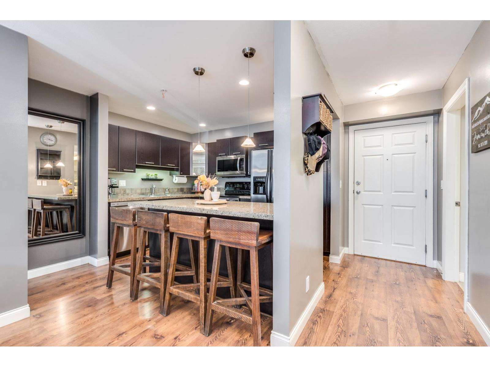 114 5438 198 Street, Langley, British Columbia  V3A 1G2 - Photo 6 - R3095319