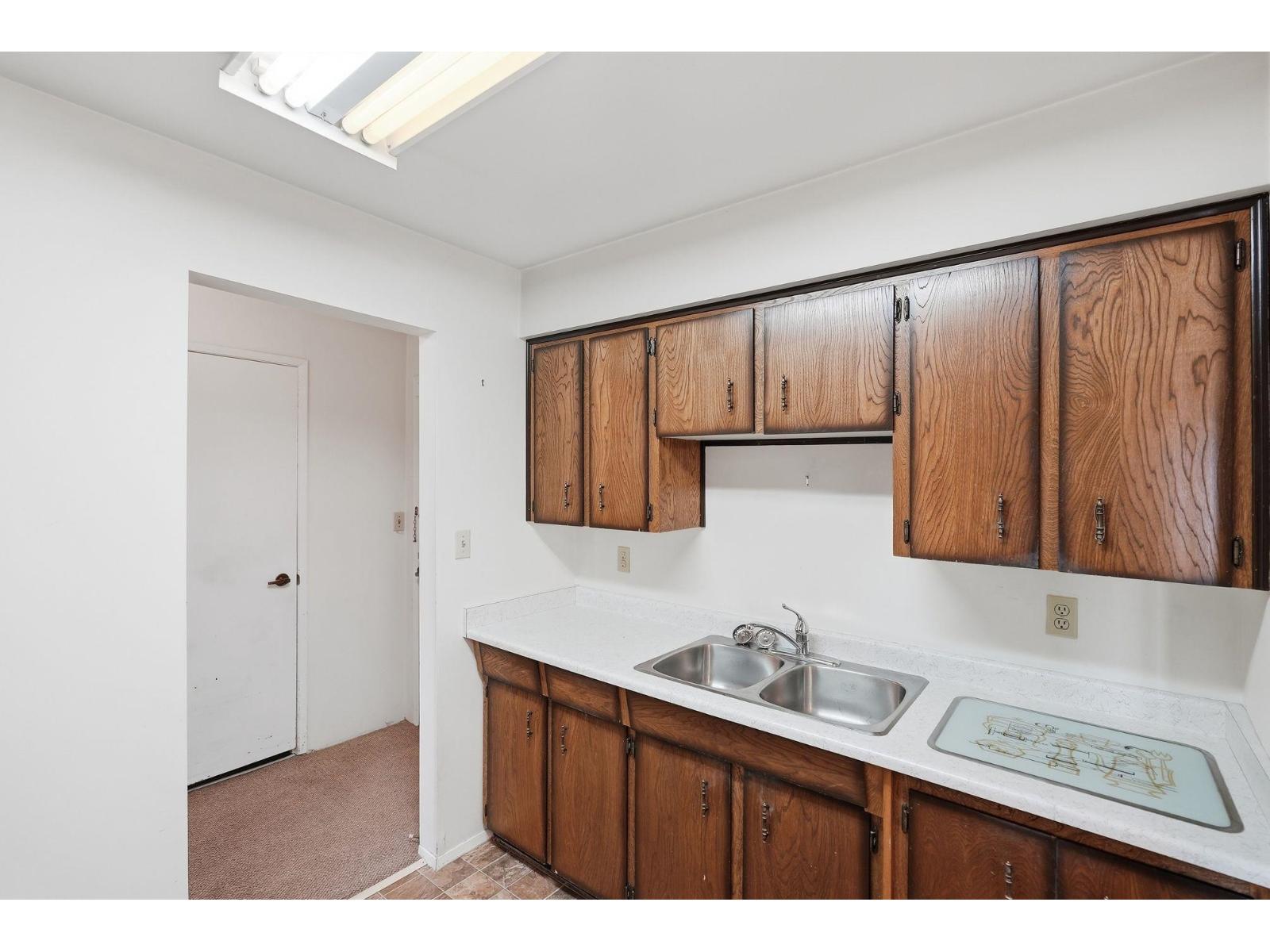 111 32040 Peardonville Road, Abbotsford, British Columbia  V2T 6N8 - Photo 3 - R3095324