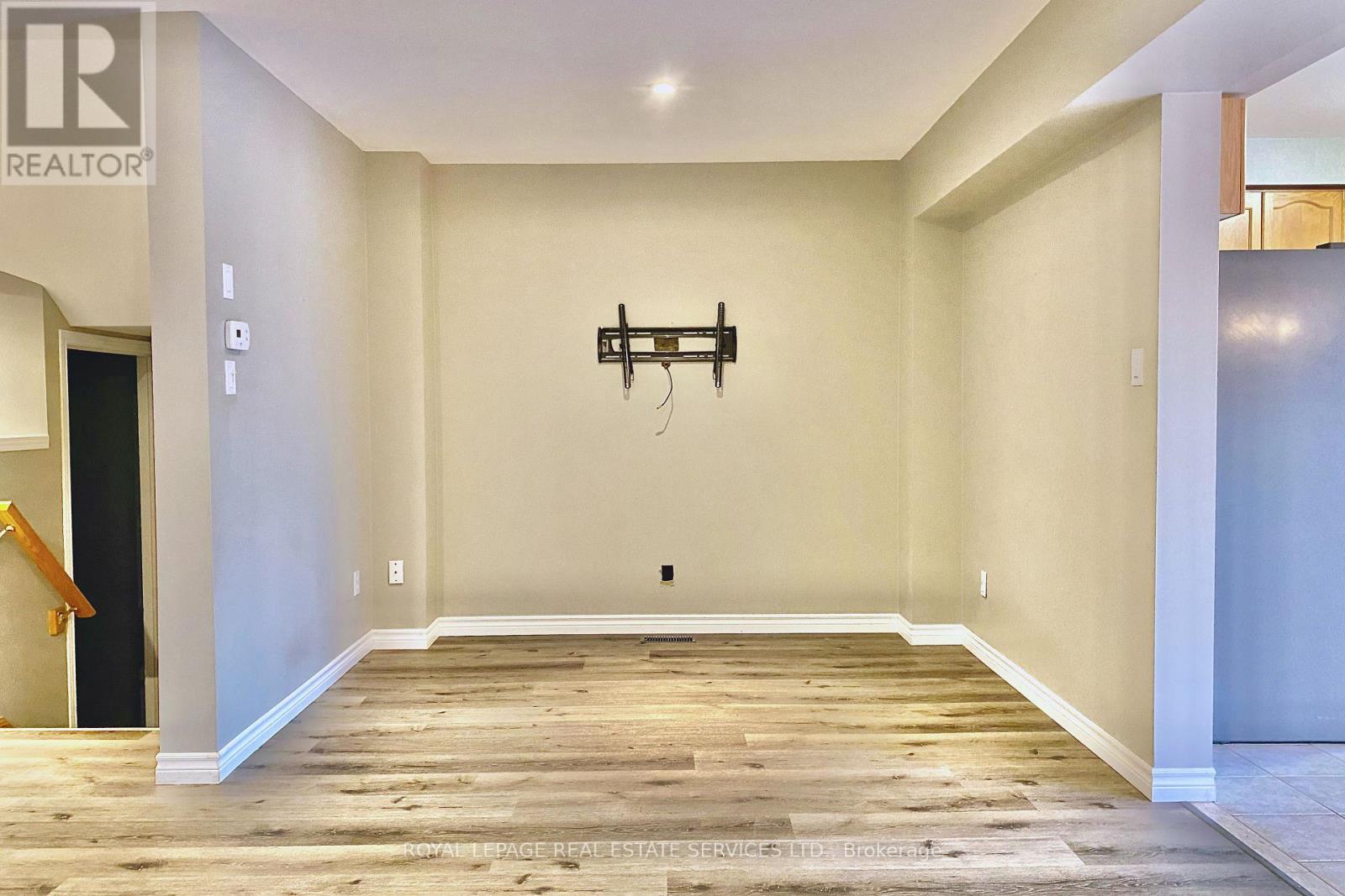 79 Meadow Wood Crescent, Hamilton, Ontario  L8J 3Z7 - Photo 10 - X12839588