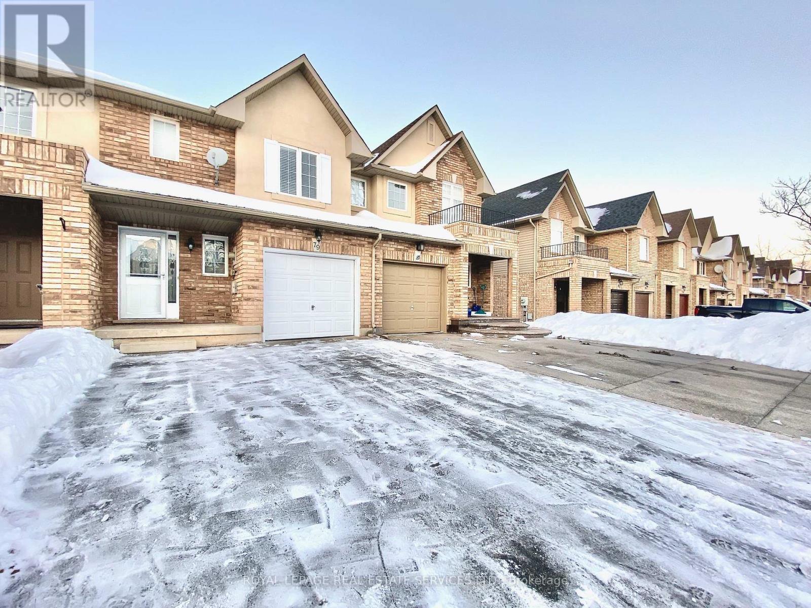 79 Meadow Wood Crescent, Hamilton, Ontario  L8J 3Z7 - Photo 4 - X12839588