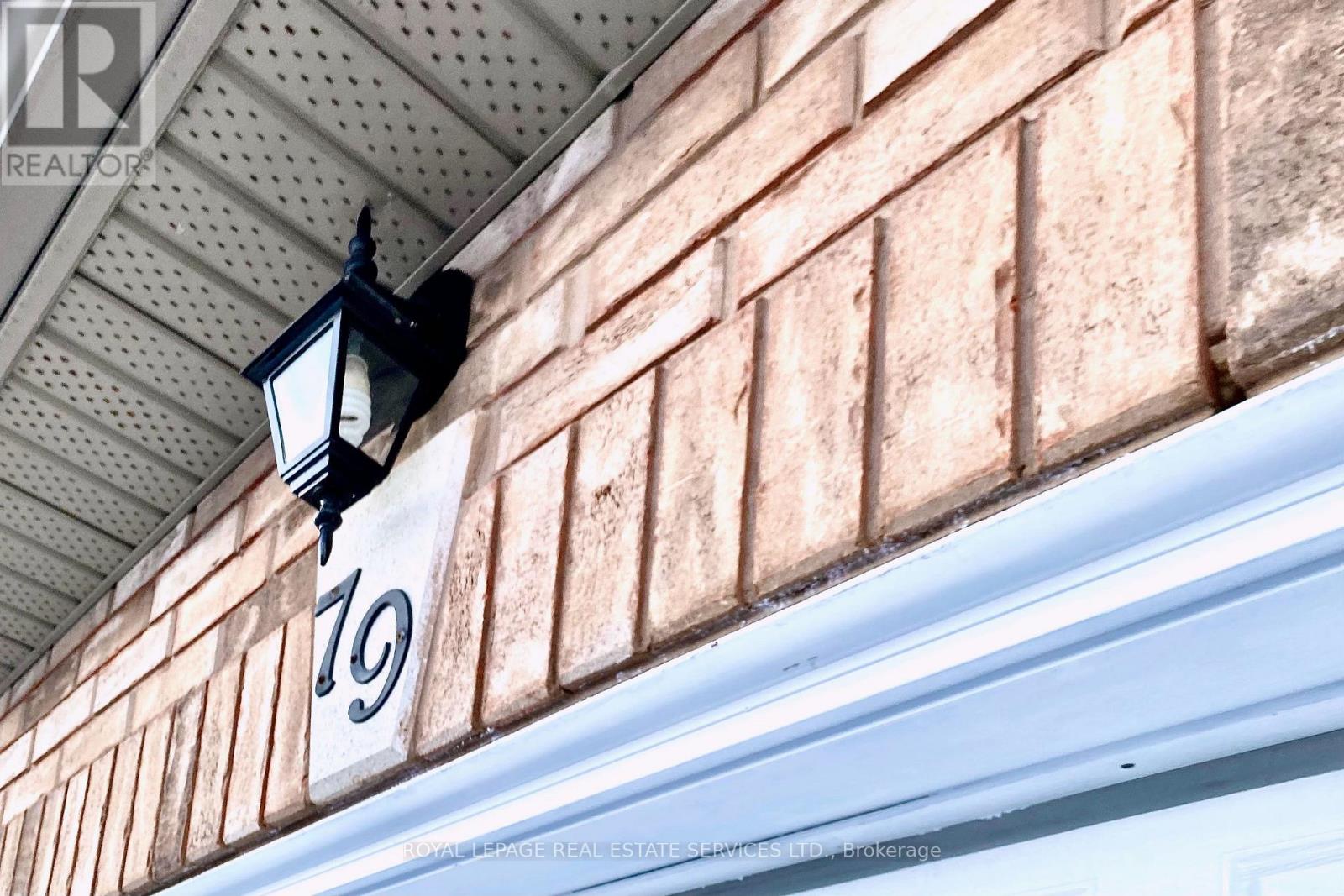 79 Meadow Wood Crescent, Hamilton, Ontario  L8J 3Z7 - Photo 5 - X12839588