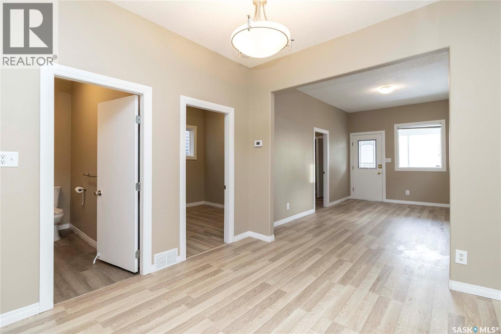 325 S Avenue S, Saskatoon, Saskatchewan  S7M 3A1 - Photo 13 - SK029609